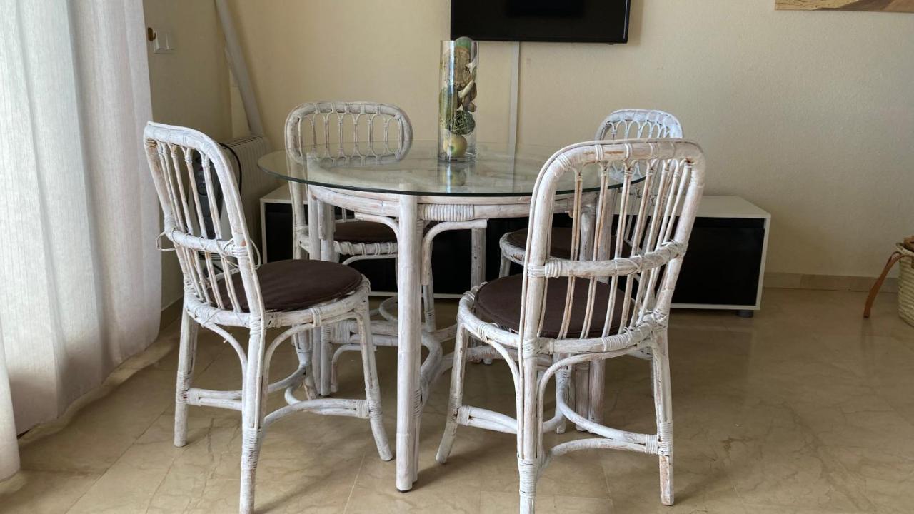 Apartamento L' Escala Esterno foto