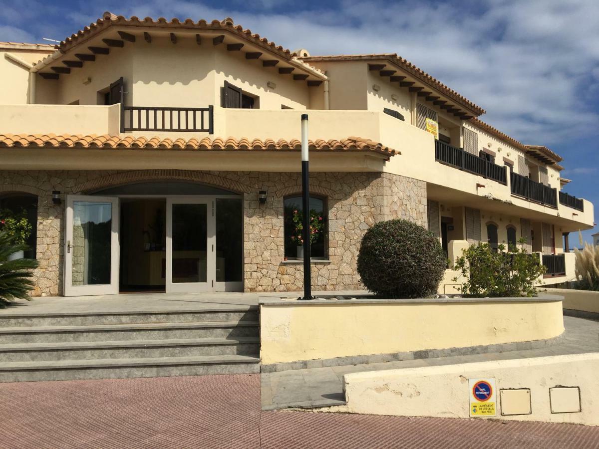 Apartamento L' Escala Esterno foto