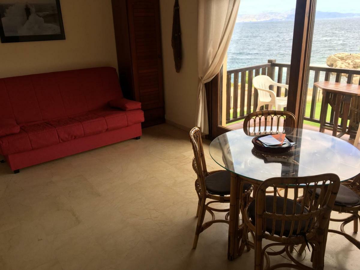 Apartamento L' Escala Esterno foto