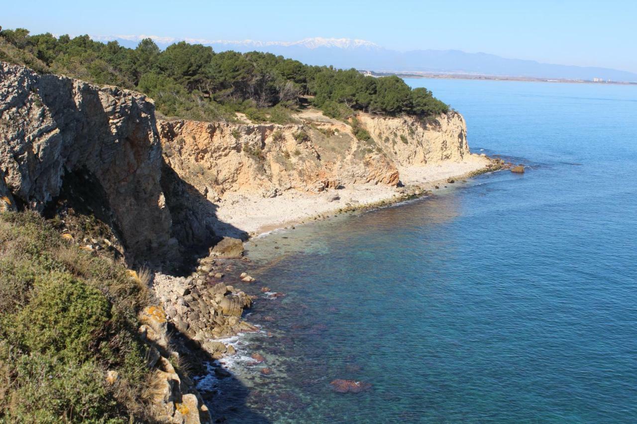 Apartamento L' Escala Esterno foto