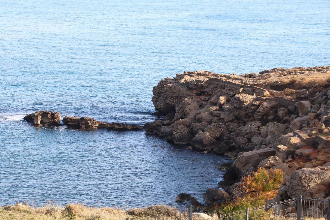 Apartamento L' Escala Esterno foto