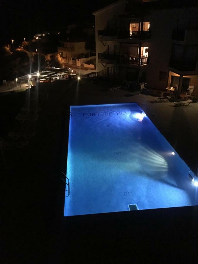 Apartamento L' Escala Esterno foto